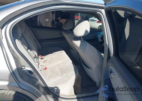 2002 Nissan Maxima Se from USA, damaged, VIN JN1DA31D42T400570